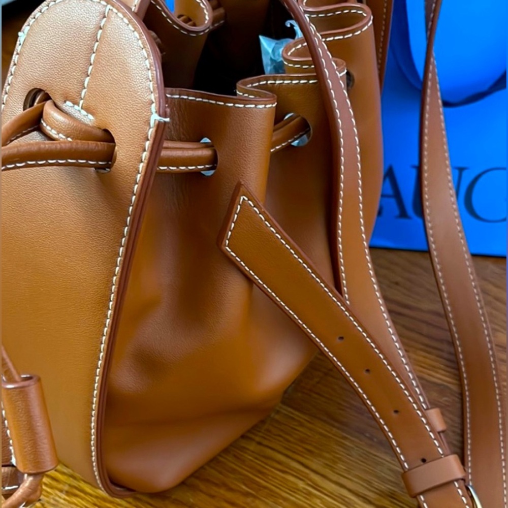 NEW J.McLaughlin Saddle Leather Bucket Bag NWOT